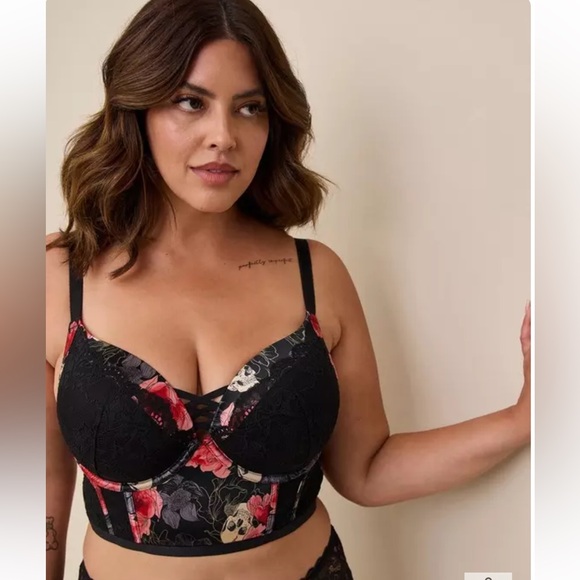 TORRID XO Plunge Push-Up Bra lace roses 🌹 and skulls  💀size 46 DDD. - Picture 1 of 16